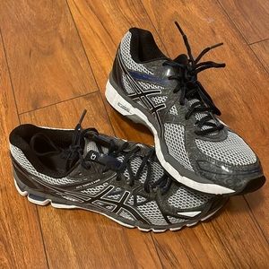 Mens ASICS Gel Surveyor-5 Size 10